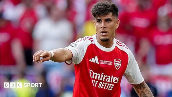 Hincapie Resmi Jadi Pemain Permanen Arsenal Senilai £34,5 Juta