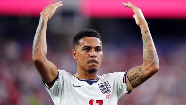 Neville Sarankan Rogers Gantikan Gordon di Laga Inggris vs Panama