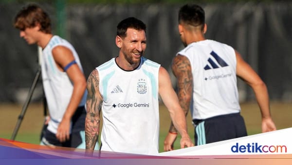 Messi Pimpin Latihan Argentina Jelang Laga Penentu di Piala Dunia 2026