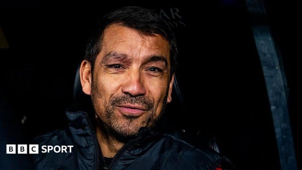 Van Bronckhorst Kembali ke Feyenoord sebagai Pelatih Kepala